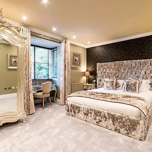 Bed & Breakfast Derby Manor